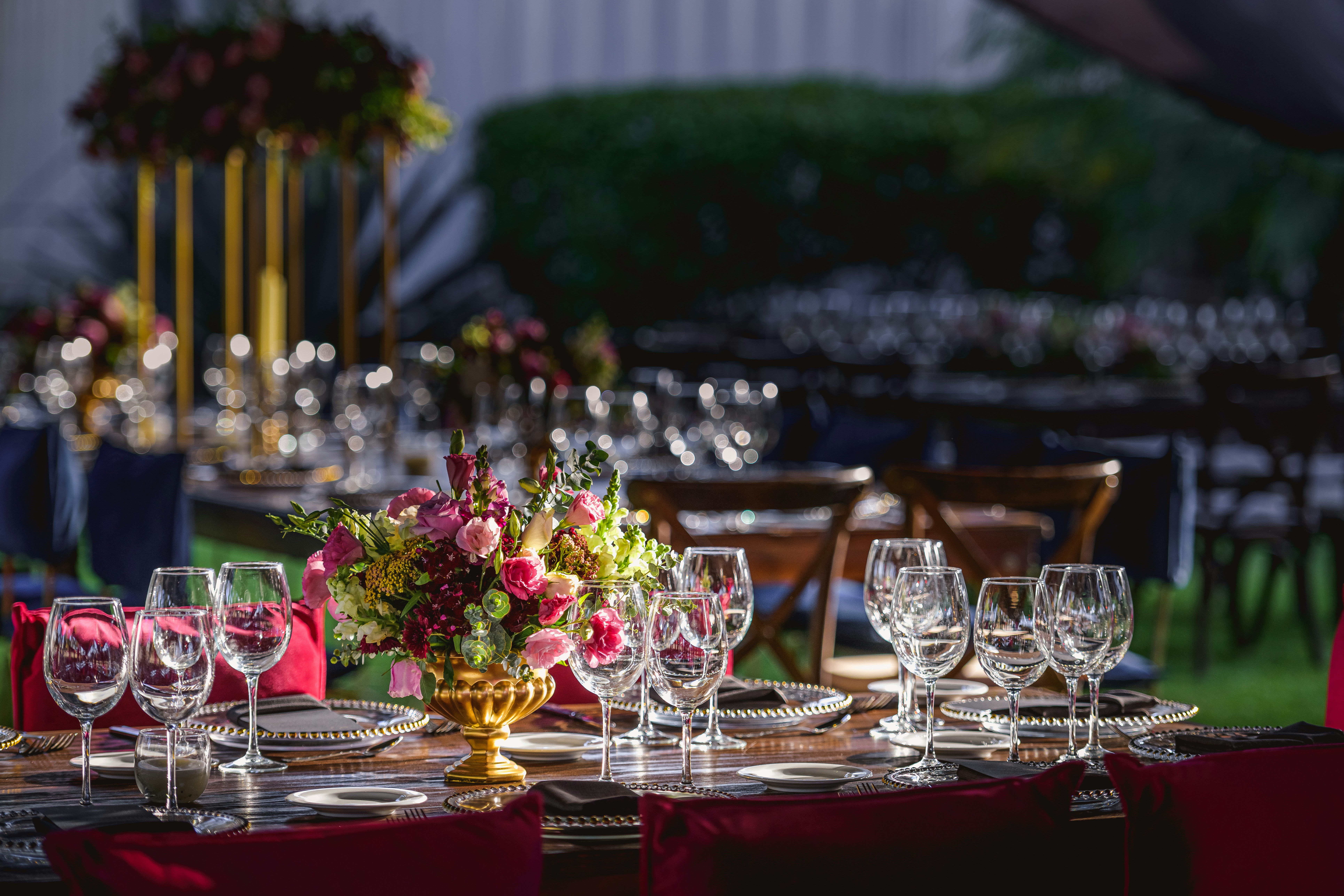 Table dressée pour une réception